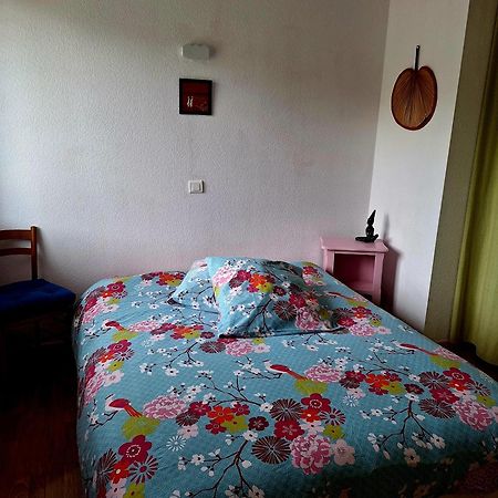 Studio Tout Confort A 300 M Des Thermes 카죠봉 객실 사진